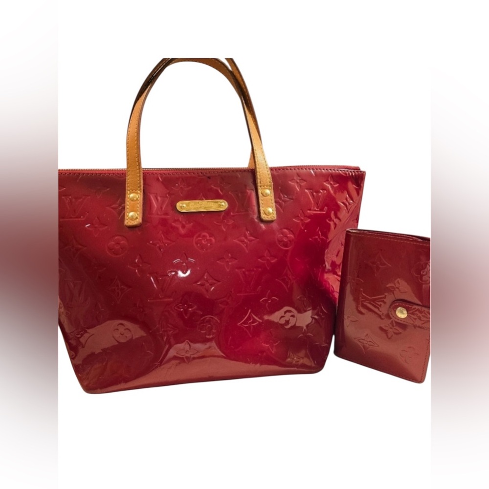 Louis Vuitton Red Patent Leather Tote Bag Matching wallet set